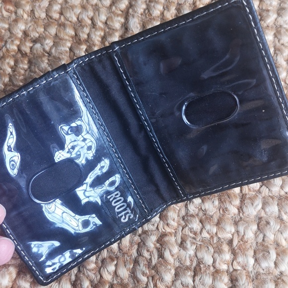 Men's Roots wallet - Picture 6 of 8